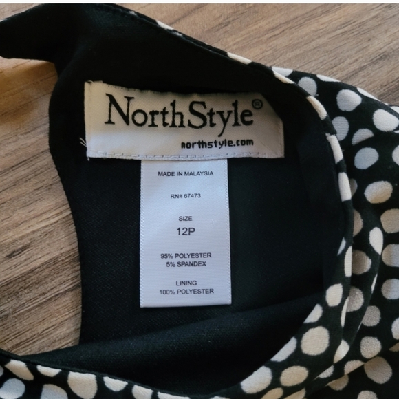 NorthStyle Dress Size 12P - Picture 3 of 16